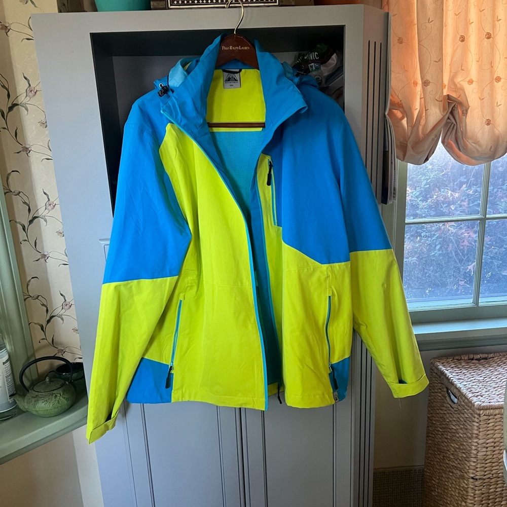 Mapamyum Rain Coat